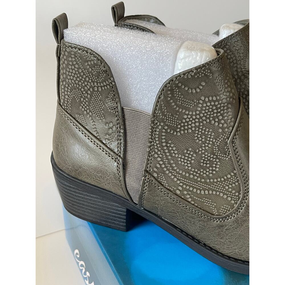 NIB Easy Street Legend Women's Ankle Boots Grey Size 9.5 M - Picture 5 of 11